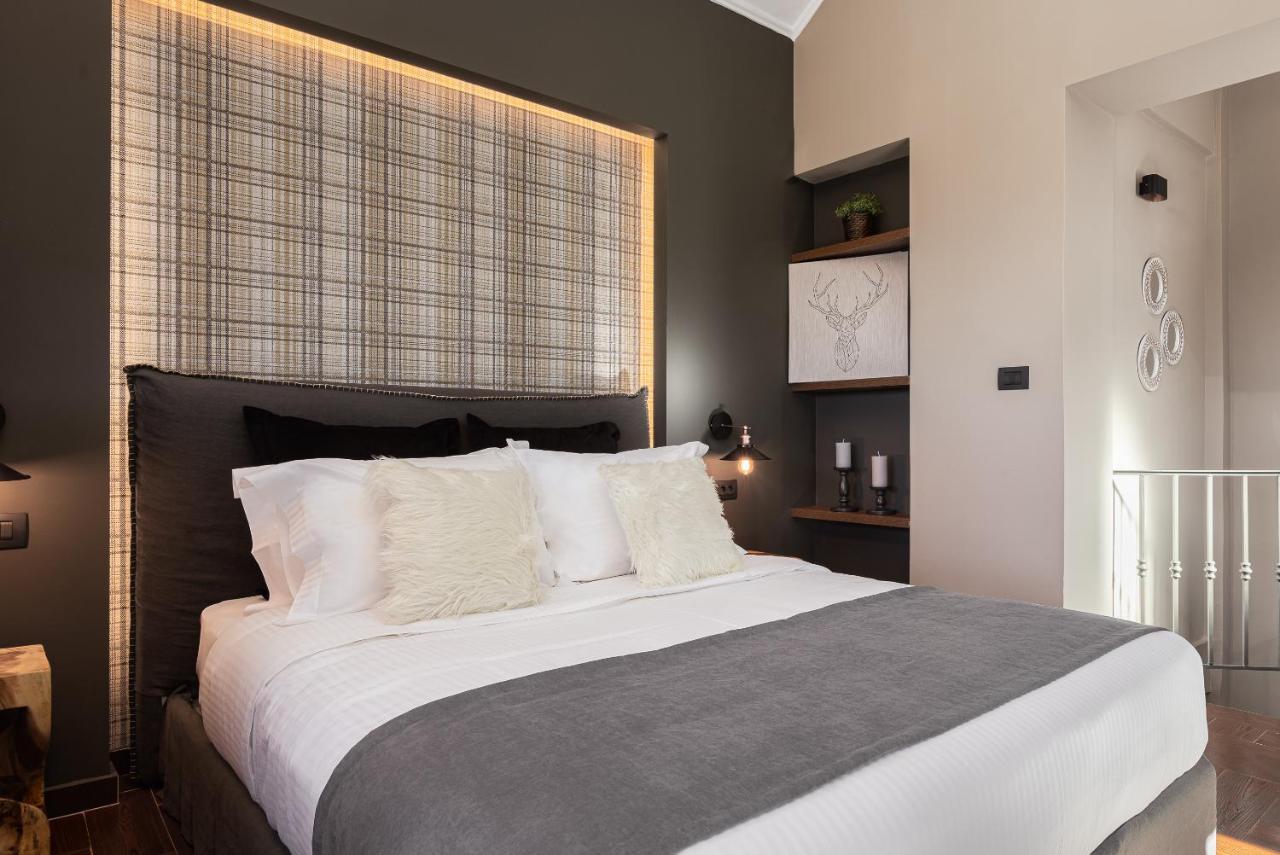 Gm Luxury Suites Калаврита Екстериор снимка